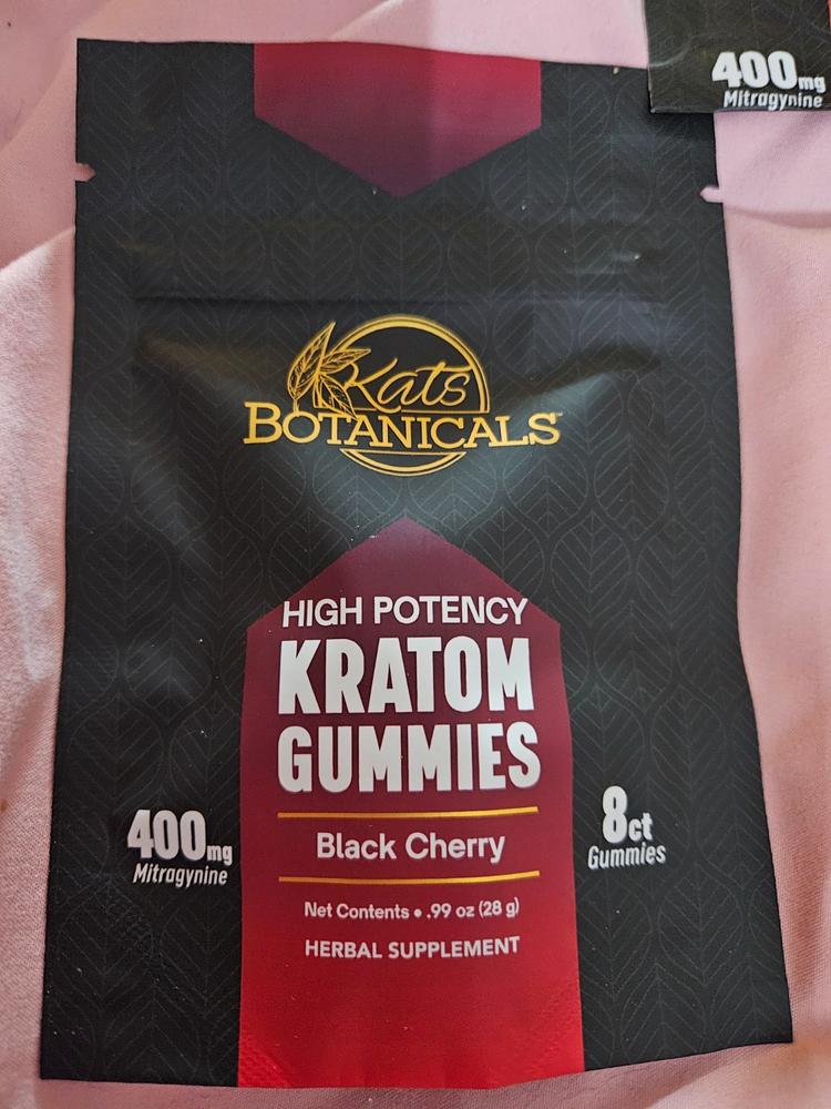 Black Cherry Kratom Extract Gummies - Customer Photo From Theresa Walker